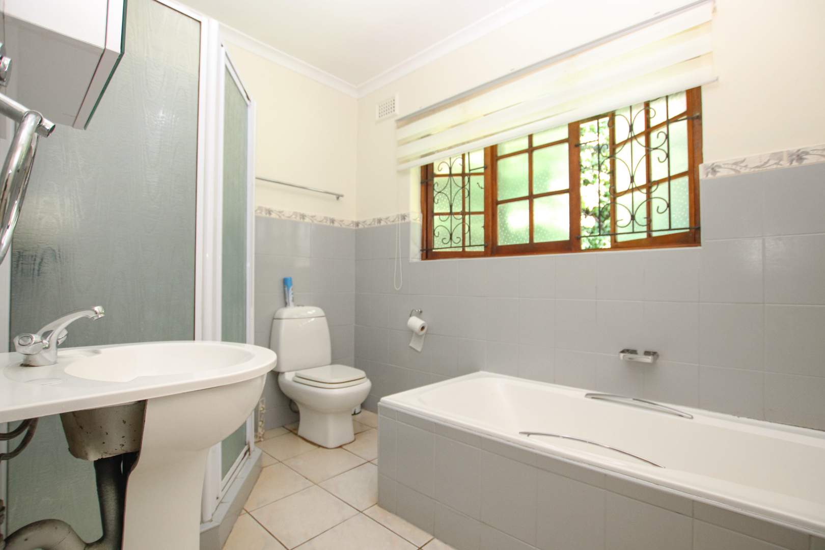 4 Bedroom Property for Sale in Glen Anil KwaZulu-Natal