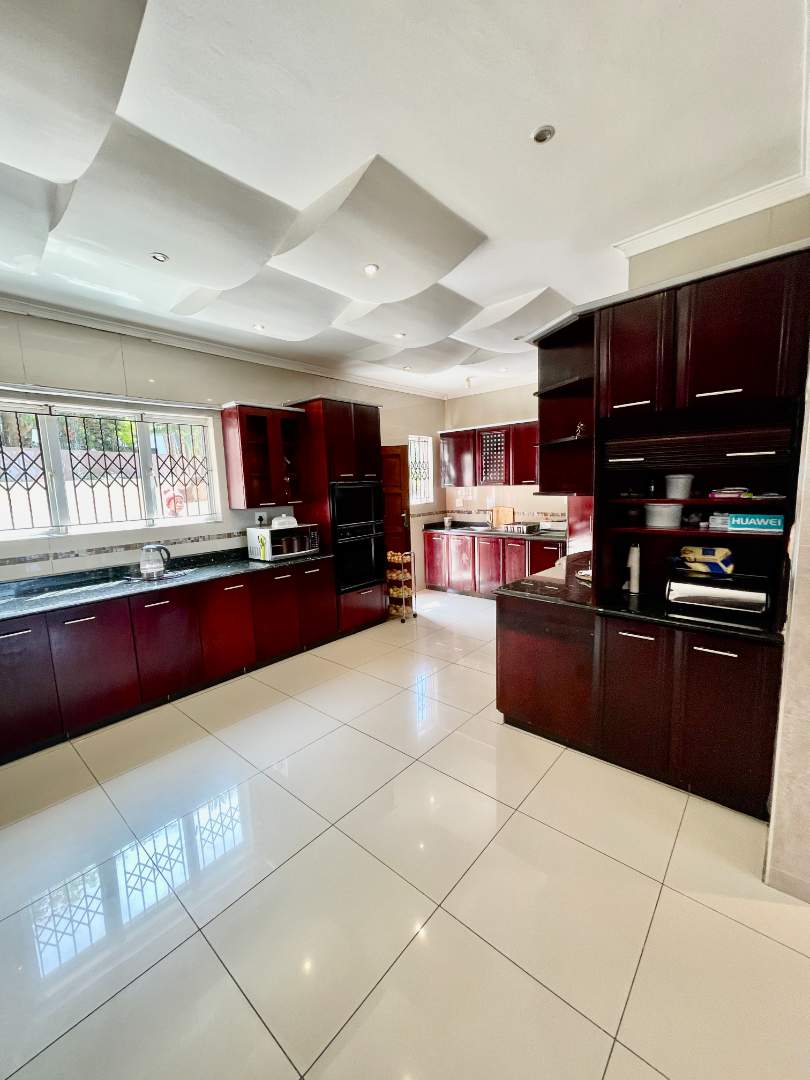 5 Bedroom Property for Sale in Prestondale KwaZulu-Natal