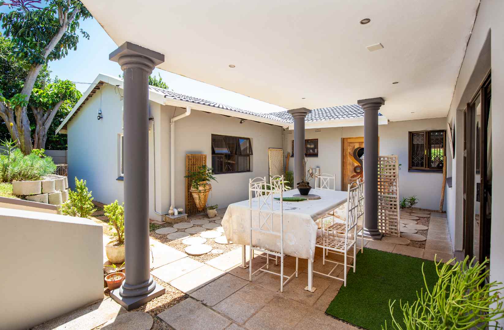 5 Bedroom Property for Sale in Glen Anil KwaZulu-Natal