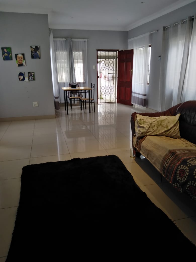 8 Bedroom Property for Sale in Newlands East KwaZulu-Natal
