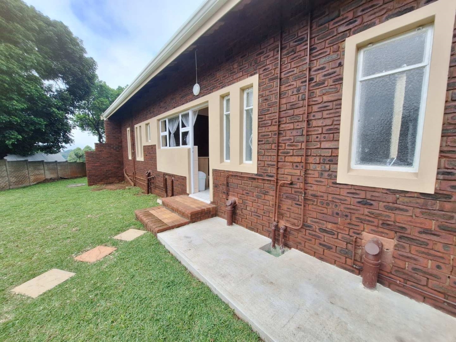 To Let 1 Bedroom Property for Rent in Waterfall KwaZulu-Natal