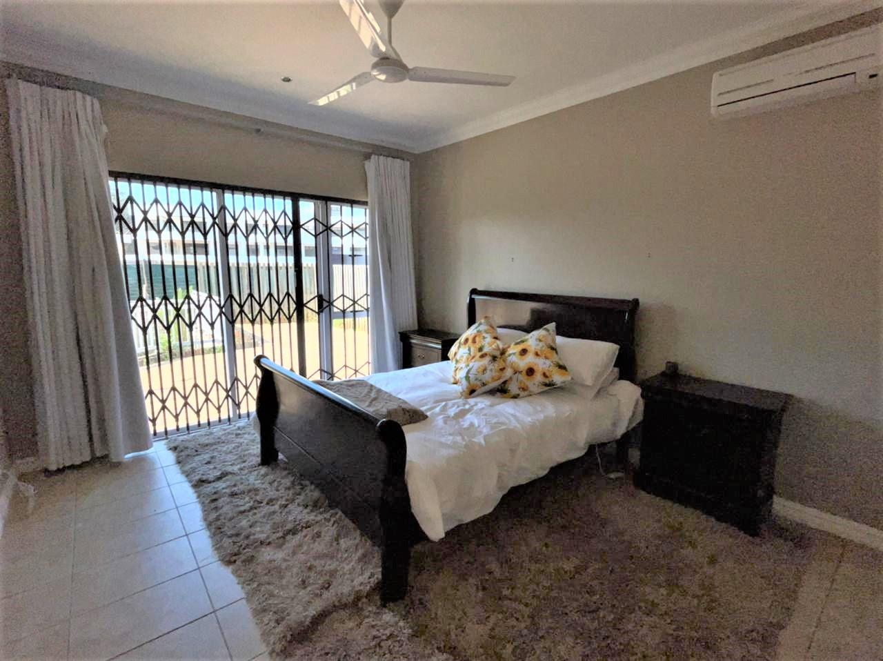 To Let 4 Bedroom Property for Rent in Athlone KwaZulu-Natal