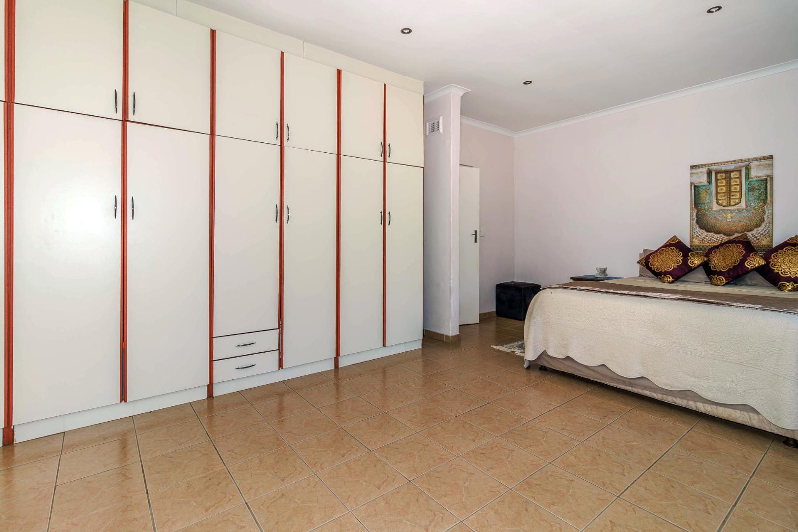 3 Bedroom Property for Sale in Crestholme KwaZulu-Natal