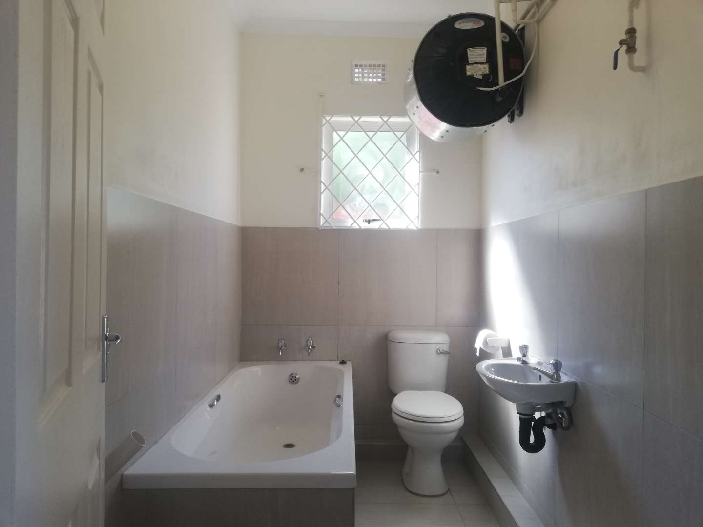 4 Bedroom Property for Sale in Newlands East KwaZulu-Natal