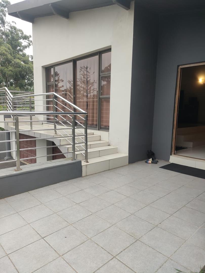 5 Bedroom Property for Sale in Nyala Park KwaZulu-Natal