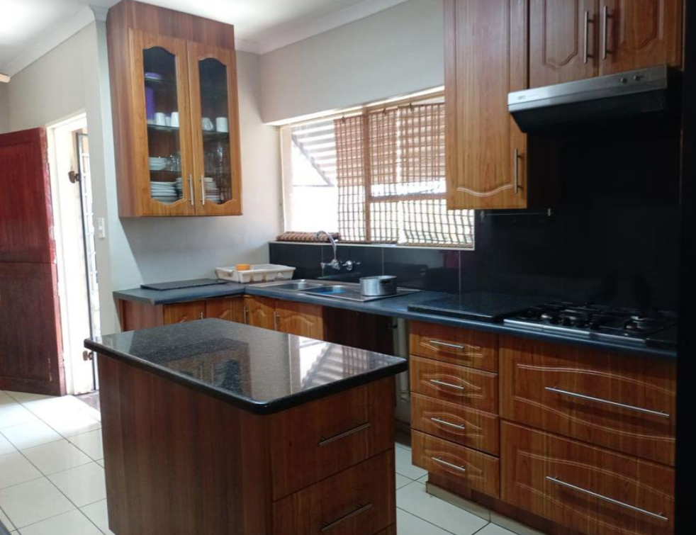 3 Bedroom Property for Sale in Sunnyridge KwaZulu-Natal