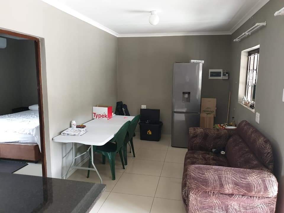 1 Bedroom Property for Sale in Veld En Vlei KwaZulu-Natal