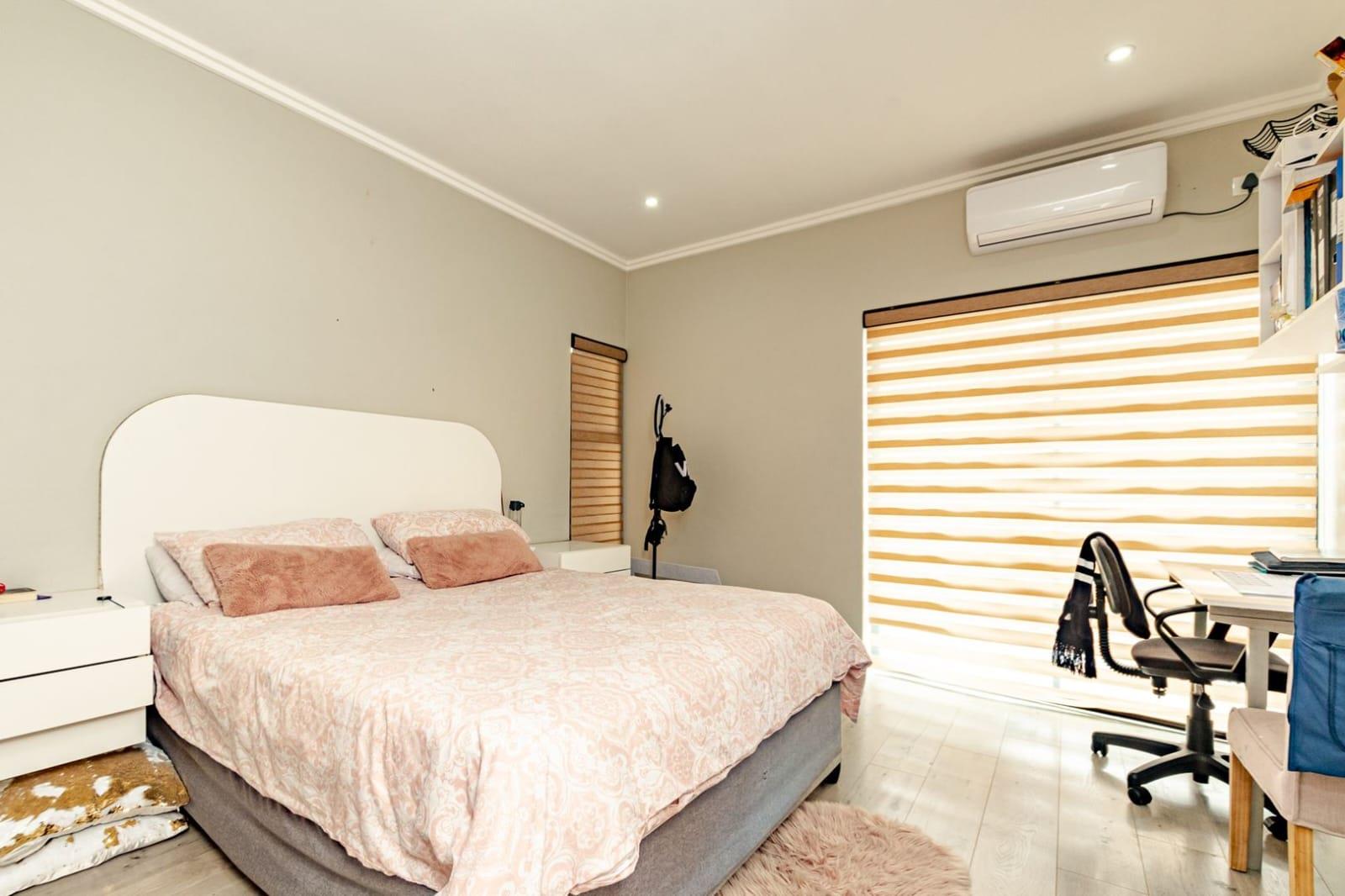 To Let 3 Bedroom Property for Rent in Hilldene KwaZulu-Natal