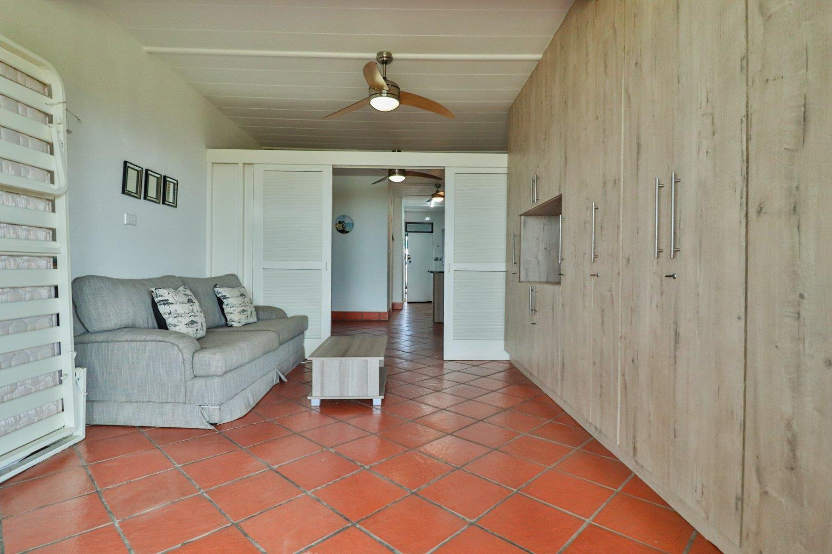 1 Bedroom Property for Sale in Winklespruit KwaZulu-Natal