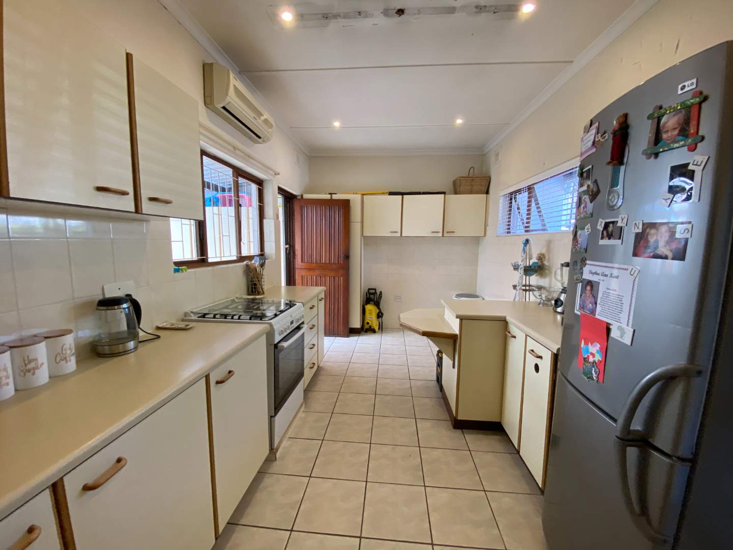 To Let 4 Bedroom Property for Rent in Hillcrest KwaZulu-Natal