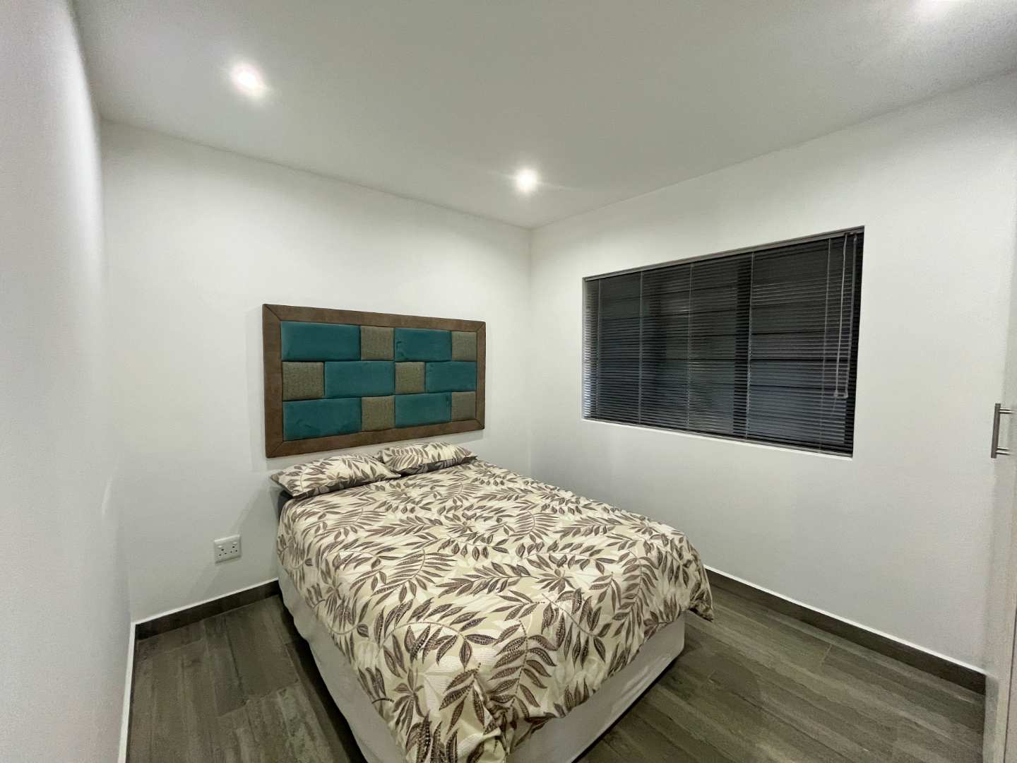 2 Bedroom Property for Sale in Durban North KwaZulu-Natal