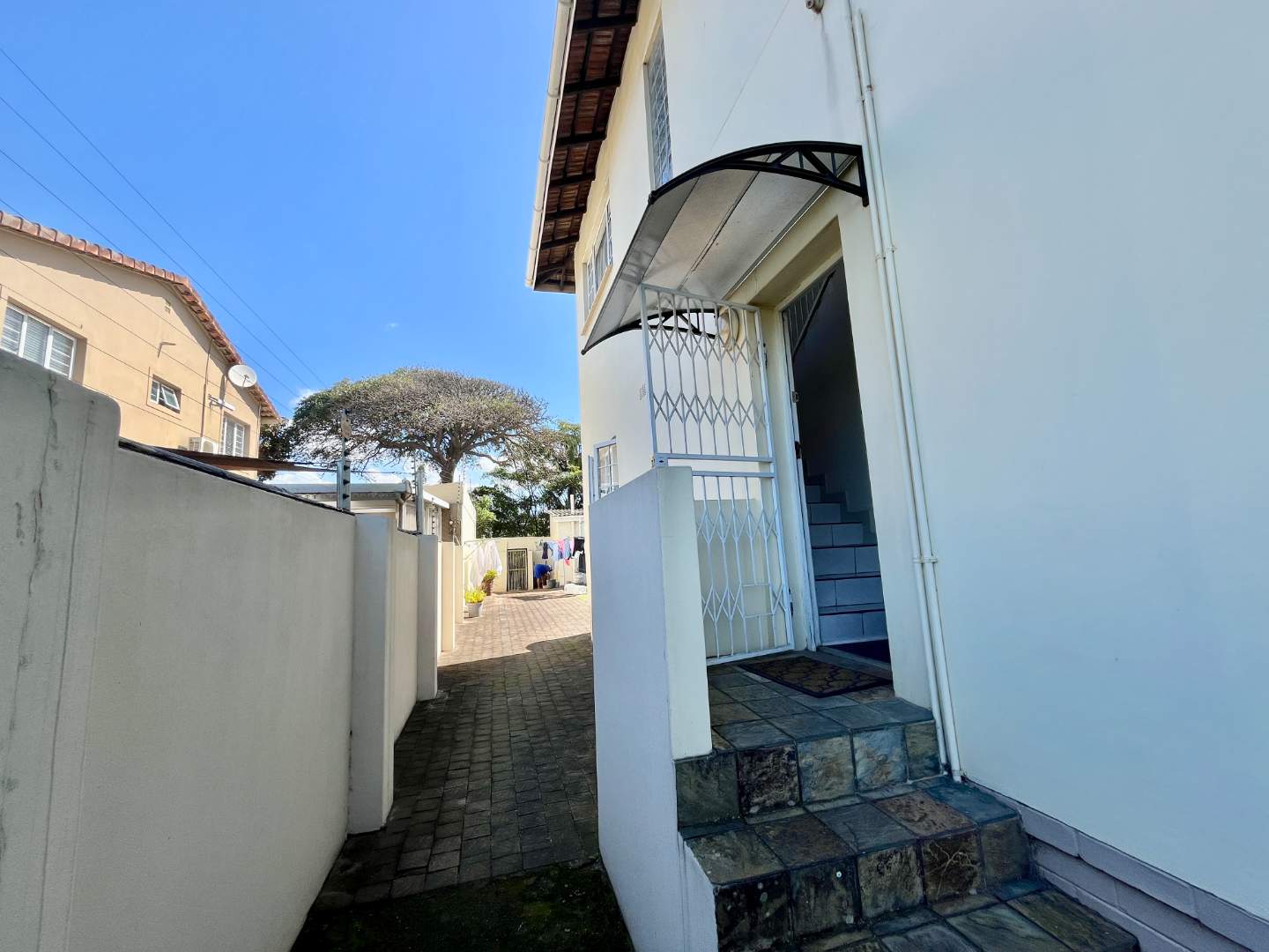 To Let 2 Bedroom Property for Rent in Durban North KwaZulu-Natal