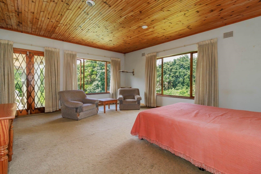 To Let 6 Bedroom Property for Rent in Crestholme KwaZulu-Natal