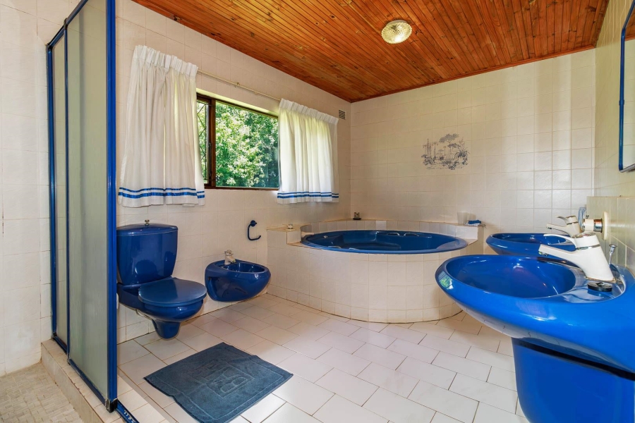 To Let 6 Bedroom Property for Rent in Crestholme KwaZulu-Natal