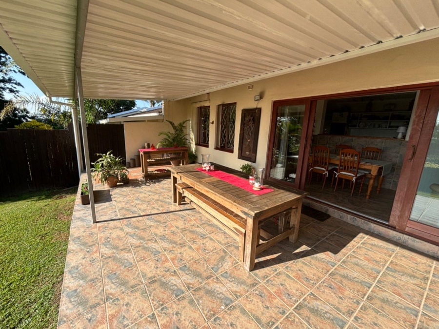 2 Bedroom Property for Sale in Queensburgh KwaZulu-Natal