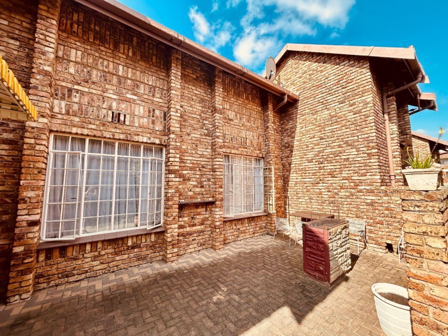 3 Bedroom Property for Sale in Vryheid KwaZulu-Natal