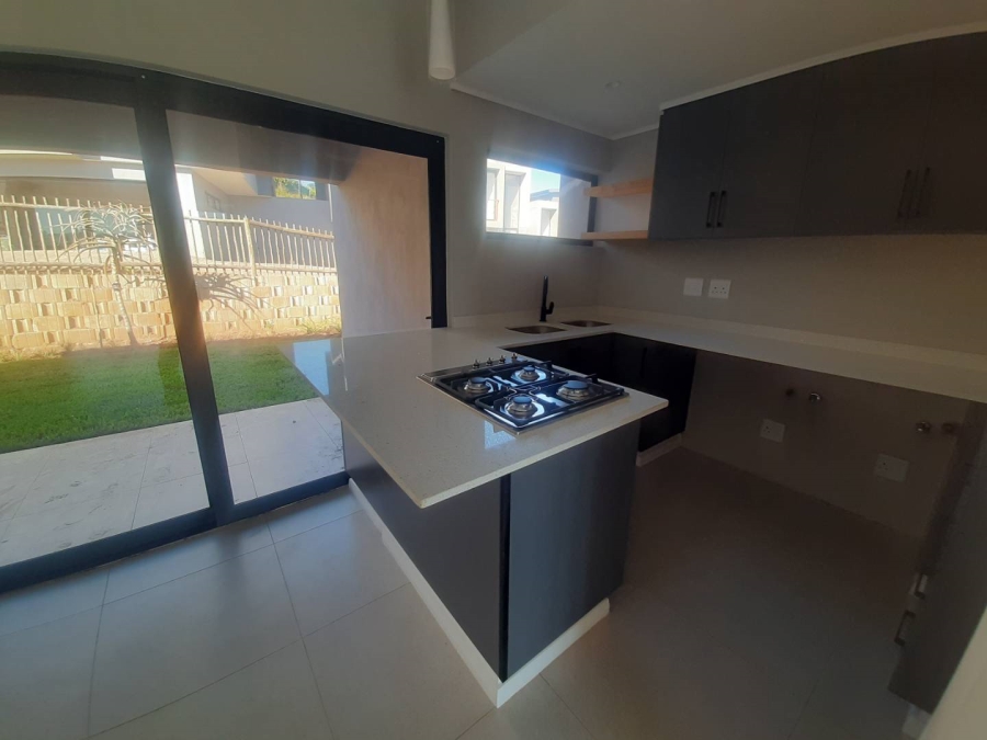 To Let 2 Bedroom Property for Rent in Palm Lakes Estate KwaZulu-Natal