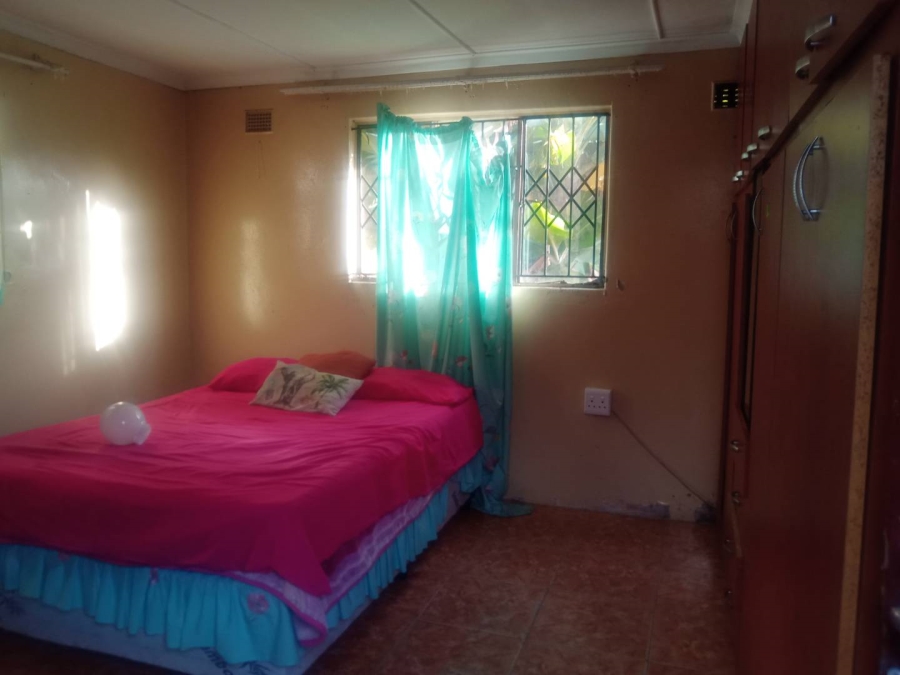 2 Bedroom Property for Sale in Umlazi M KwaZulu-Natal