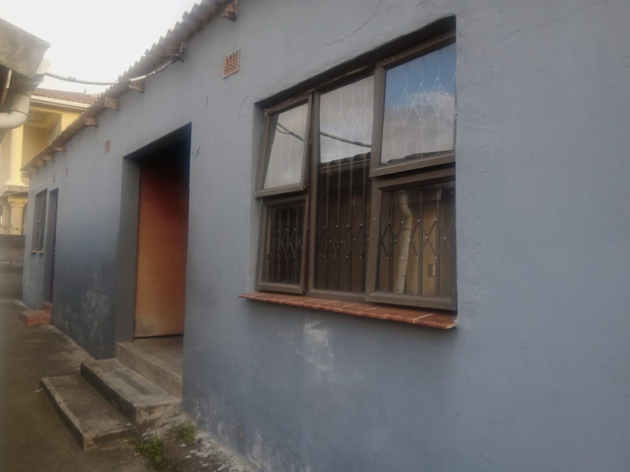 2 Bedroom Property for Sale in Umlazi M KwaZulu-Natal