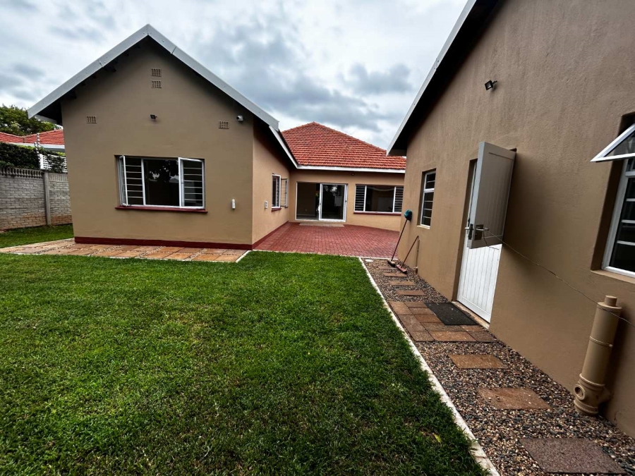 To Let 4 Bedroom Property for Rent in Broadway KwaZulu-Natal