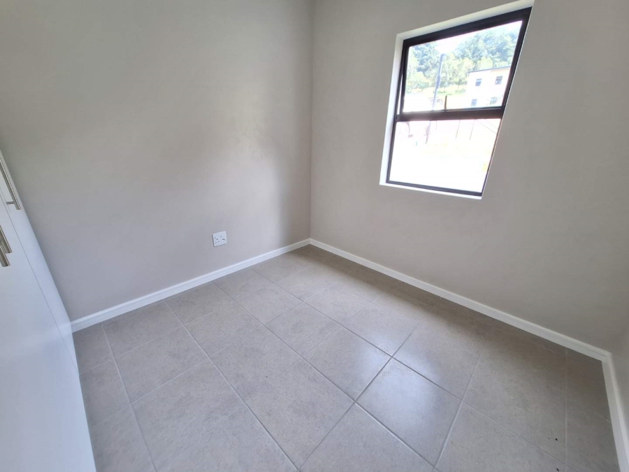 To Let 3 Bedroom Property for Rent in Waterfall KwaZulu-Natal