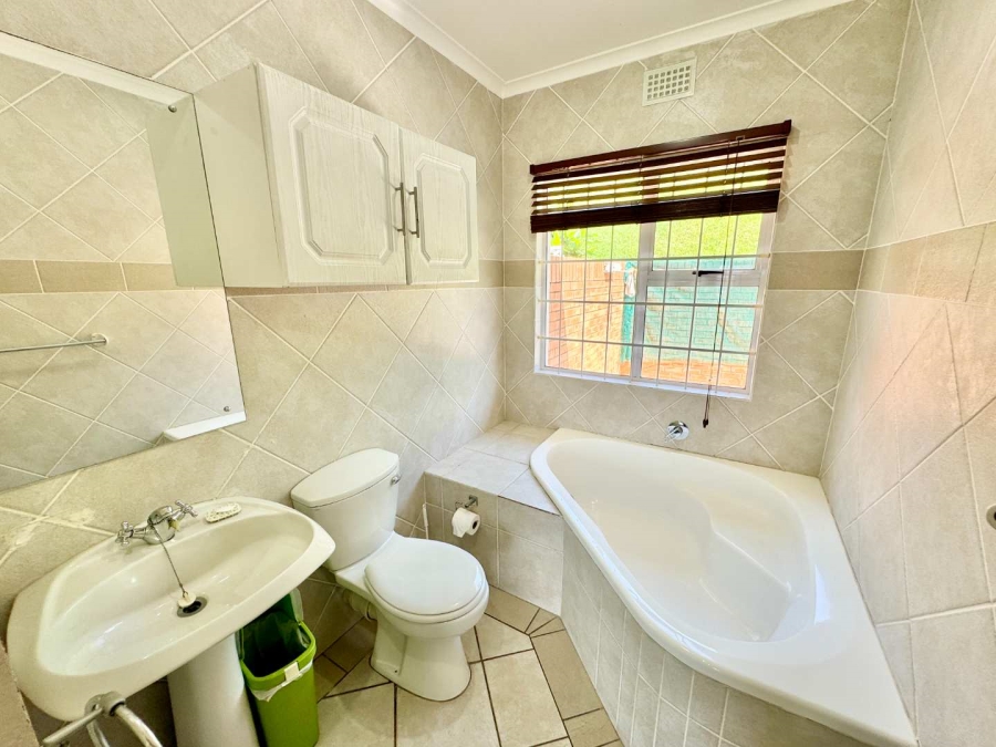 3 Bedroom Property for Sale in La Lucia KwaZulu-Natal