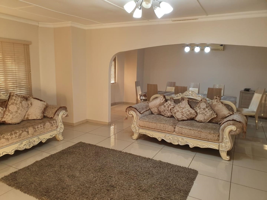 4 Bedroom Property for Sale in Veld En Vlei KwaZulu-Natal