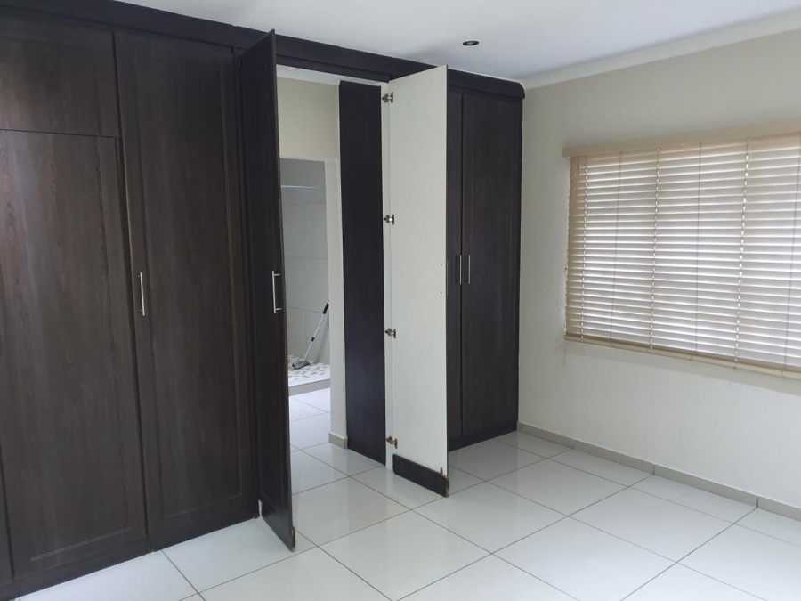 4 Bedroom Property for Sale in Veld En Vlei KwaZulu-Natal