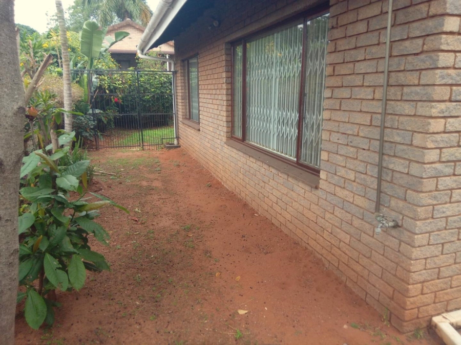 2 Bedroom Property for Sale in Sunningdale KwaZulu-Natal