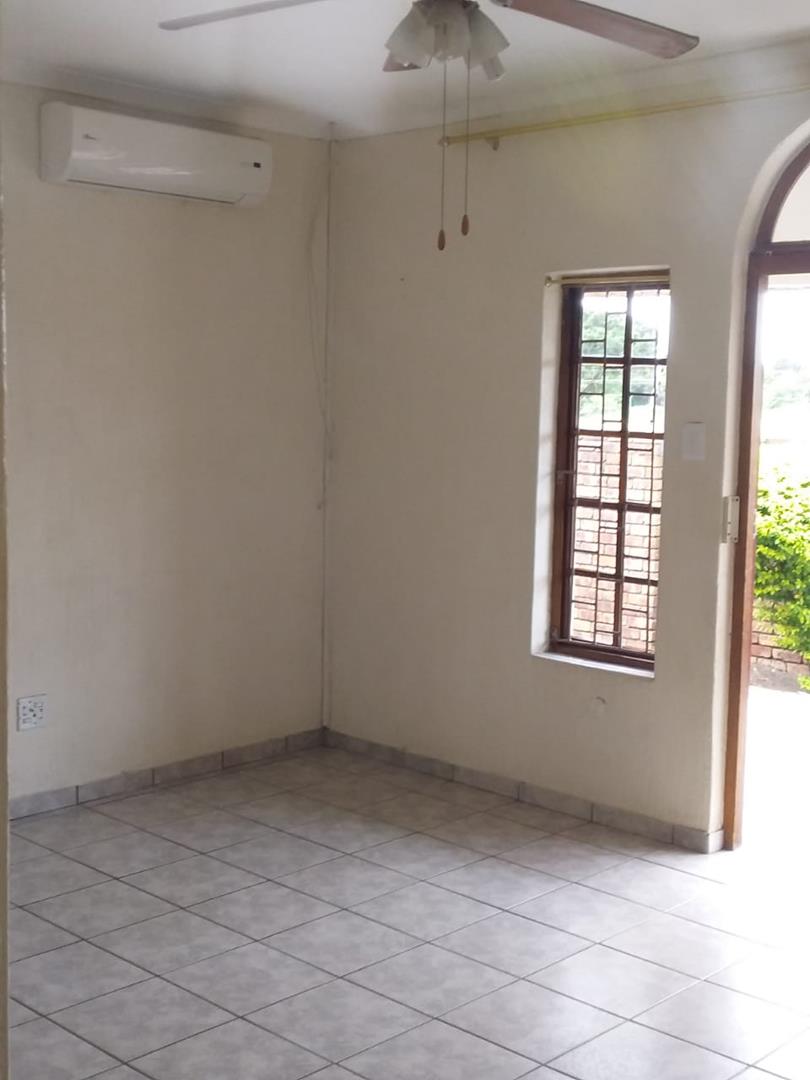 To Let 2 Bedroom Property for Rent in Arboretum KwaZulu-Natal