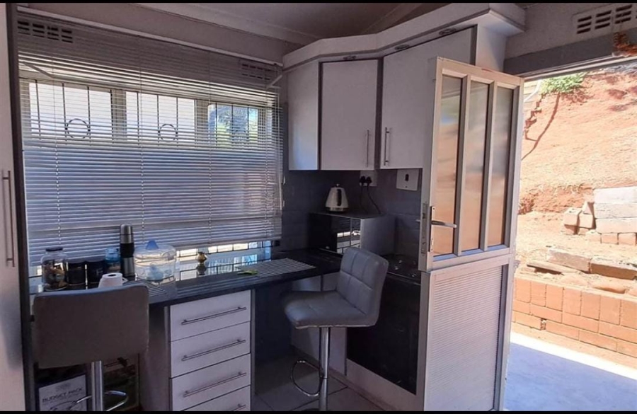 2 Bedroom Property for Sale in Lotus Park KwaZulu-Natal