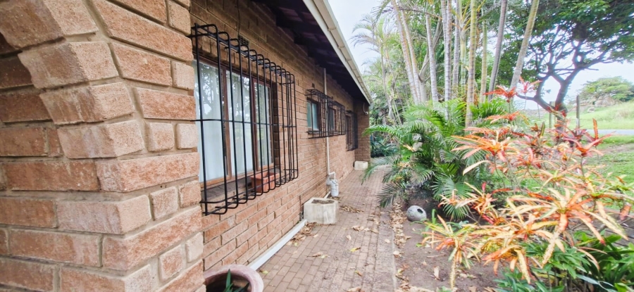 5 Bedroom Property for Sale in Port Edward KwaZulu-Natal