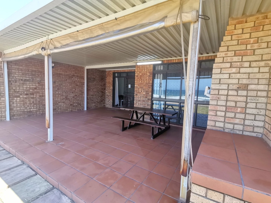 3 Bedroom Property for Sale in Hibberdene KwaZulu-Natal