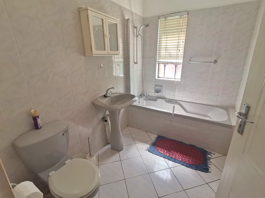 3 Bedroom Property for Sale in Hibberdene KwaZulu-Natal