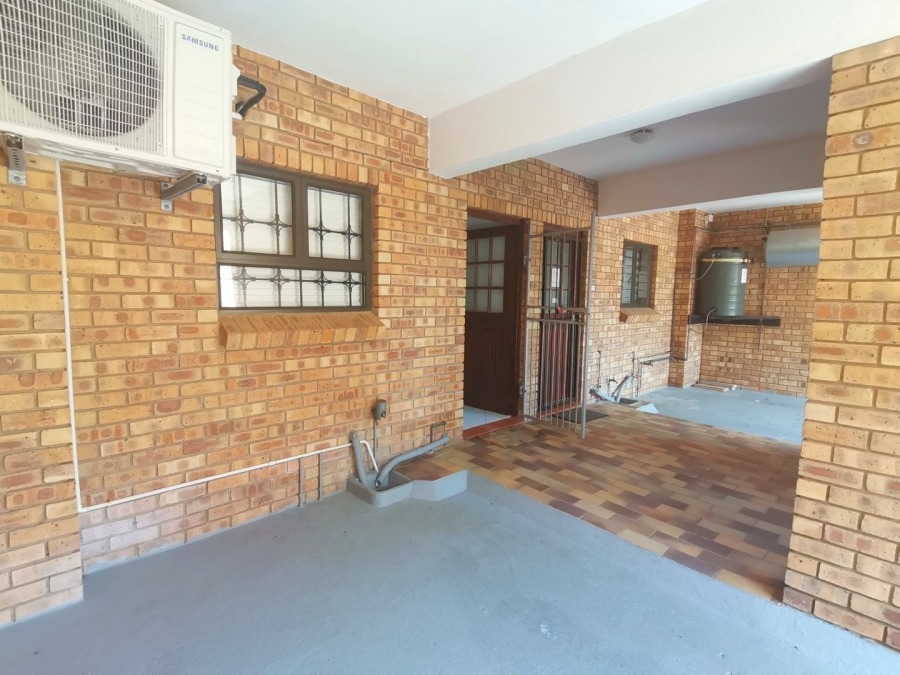 3 Bedroom Property for Sale in Hibberdene KwaZulu-Natal