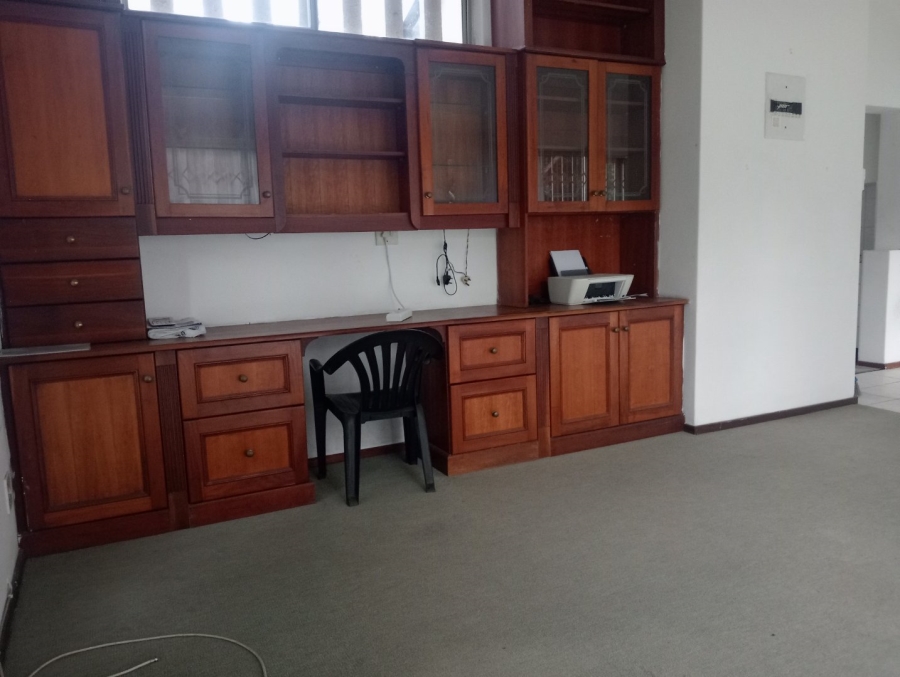 To Let 1 Bedroom Property for Rent in Atholl Heights KwaZulu-Natal