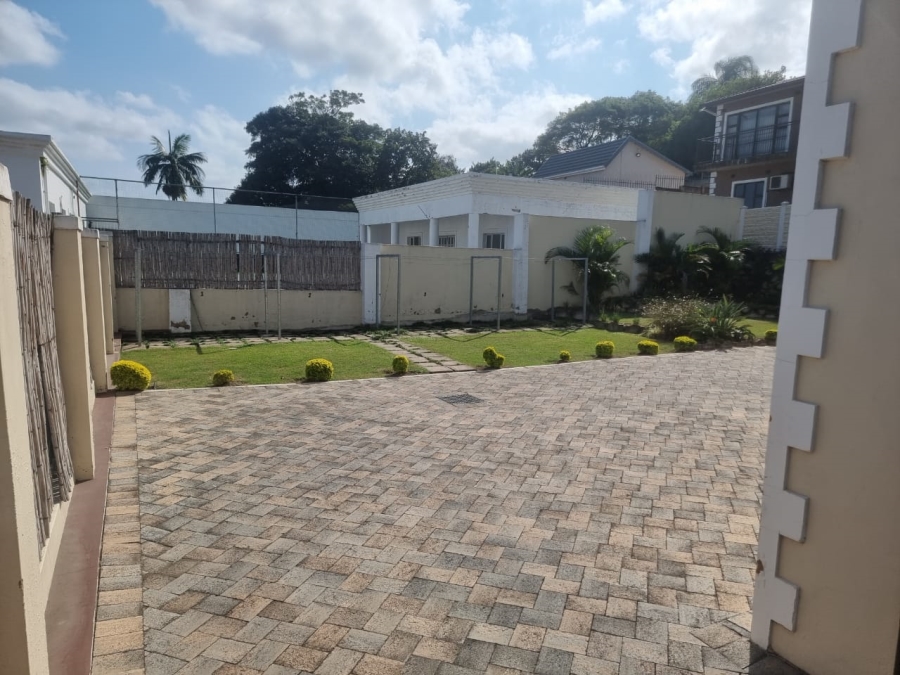 To Let  Bedroom Property for Rent in Malvern KwaZulu-Natal