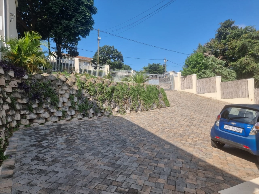 To Let  Bedroom Property for Rent in Malvern KwaZulu-Natal