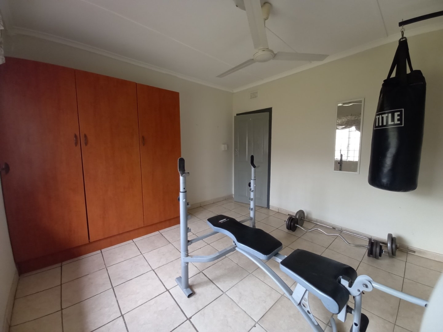 4 Bedroom Property for Sale in Parkside KwaZulu-Natal