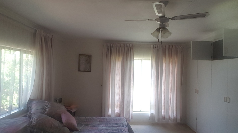 3 Bedroom Property for Sale in Uvongo Beach KwaZulu-Natal