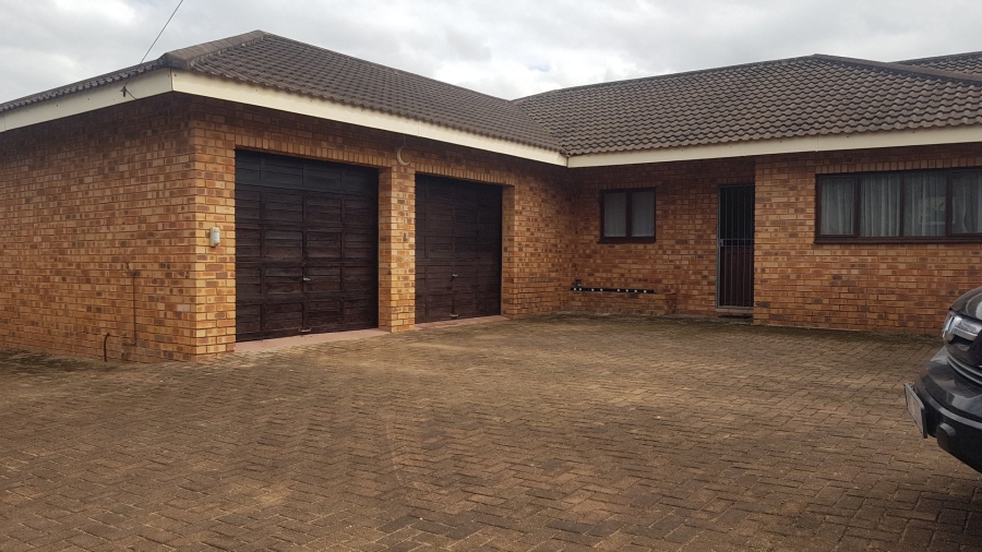 3 Bedroom Property for Sale in Uvongo Beach KwaZulu-Natal