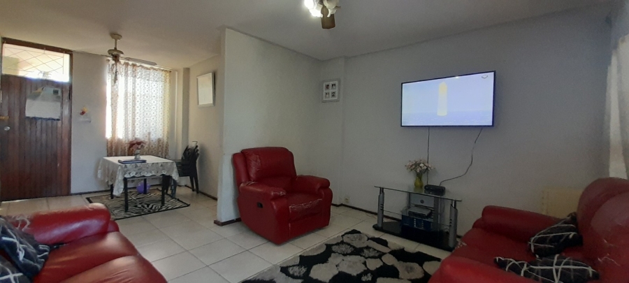 2 Bedroom Property for Sale in Pinetown KwaZulu-Natal