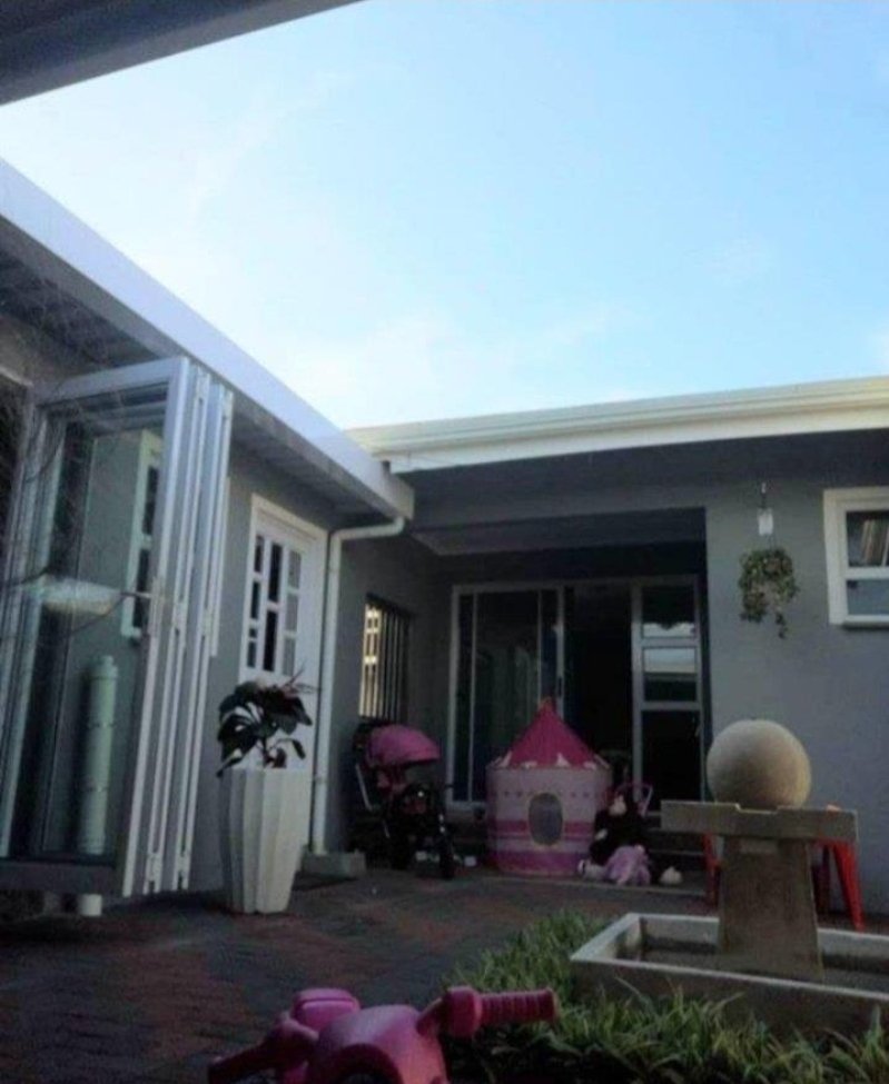 4 Bedroom Property for Sale in Berea West KwaZulu-Natal