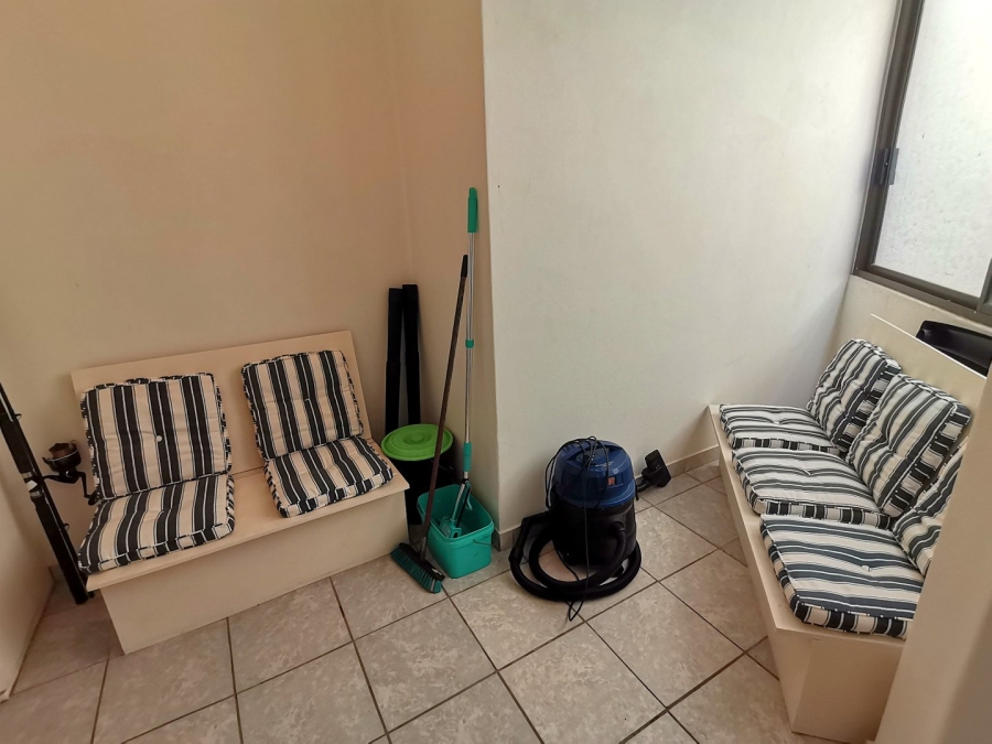 2 Bedroom Property for Sale in Uvongo Beach KwaZulu-Natal