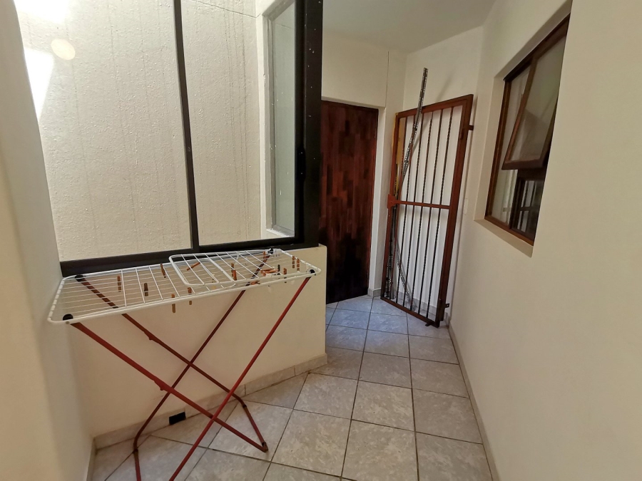 2 Bedroom Property for Sale in Uvongo Beach KwaZulu-Natal