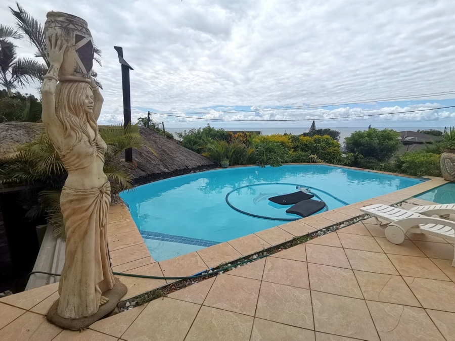 7 Bedroom Property for Sale in Manaba Beach KwaZulu-Natal