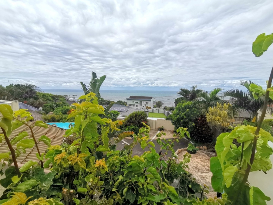 7 Bedroom Property for Sale in Manaba Beach KwaZulu-Natal