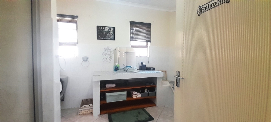 3 Bedroom Property for Sale in Amanzimtoti KwaZulu-Natal