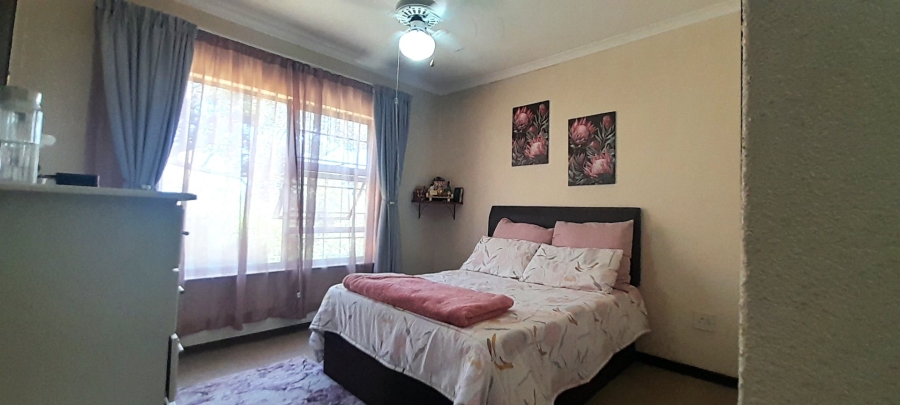 3 Bedroom Property for Sale in Amanzimtoti KwaZulu-Natal