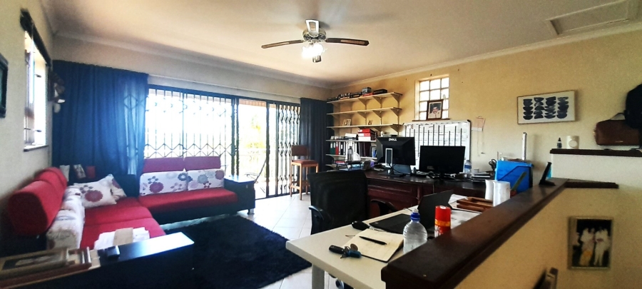 3 Bedroom Property for Sale in Amanzimtoti KwaZulu-Natal